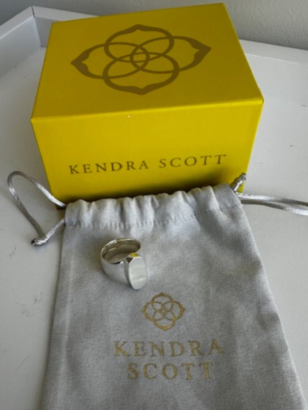 Kendra Scott Silver Signet Ring size 7